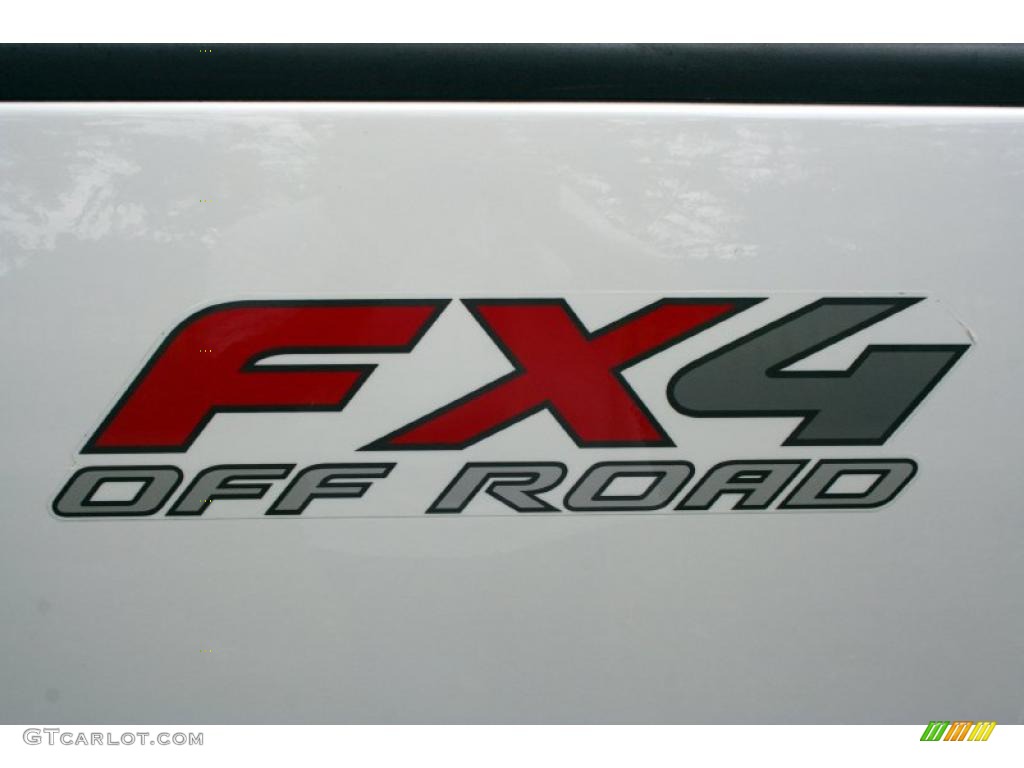 2005 F150 FX4 SuperCrew 4x4 - Oxford White / Medium Flint/Dark Flint Grey photo #89