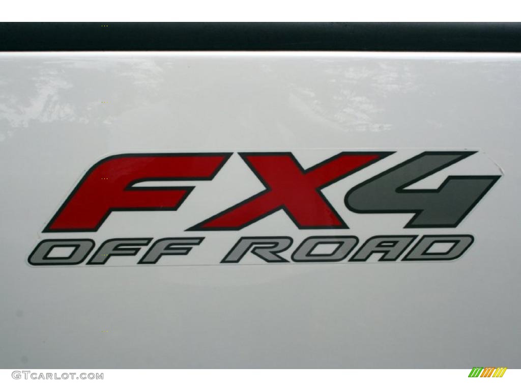 2005 F150 FX4 SuperCrew 4x4 - Oxford White / Medium Flint/Dark Flint Grey photo #90