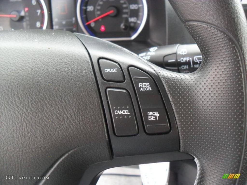 2009 Honda CR-V LX Controls Photo #49682685