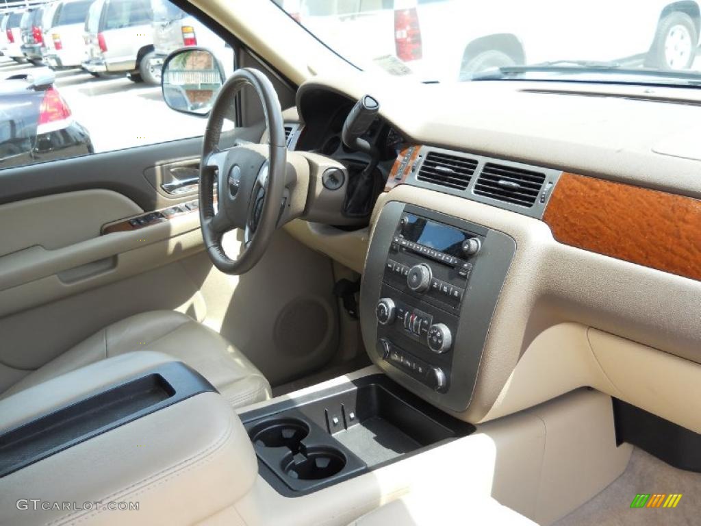 Light Tan Interior 2007 GMC Yukon XL 1500 SLE Photo #49682736