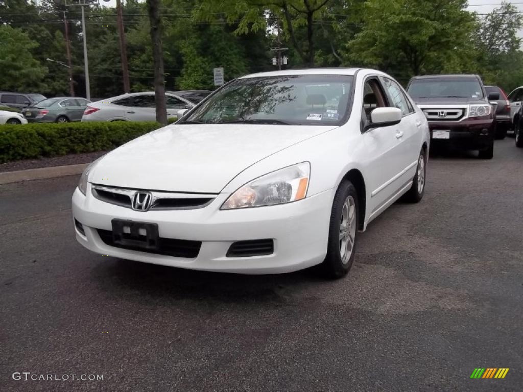 2007 Accord EX-L Sedan - Taffeta White / Ivory photo #4