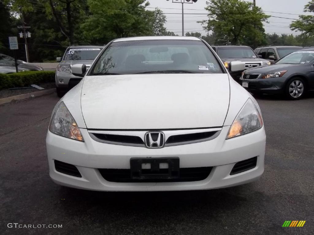 2007 Accord EX-L Sedan - Taffeta White / Ivory photo #5