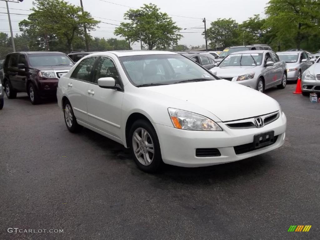 2007 Accord EX-L Sedan - Taffeta White / Ivory photo #6