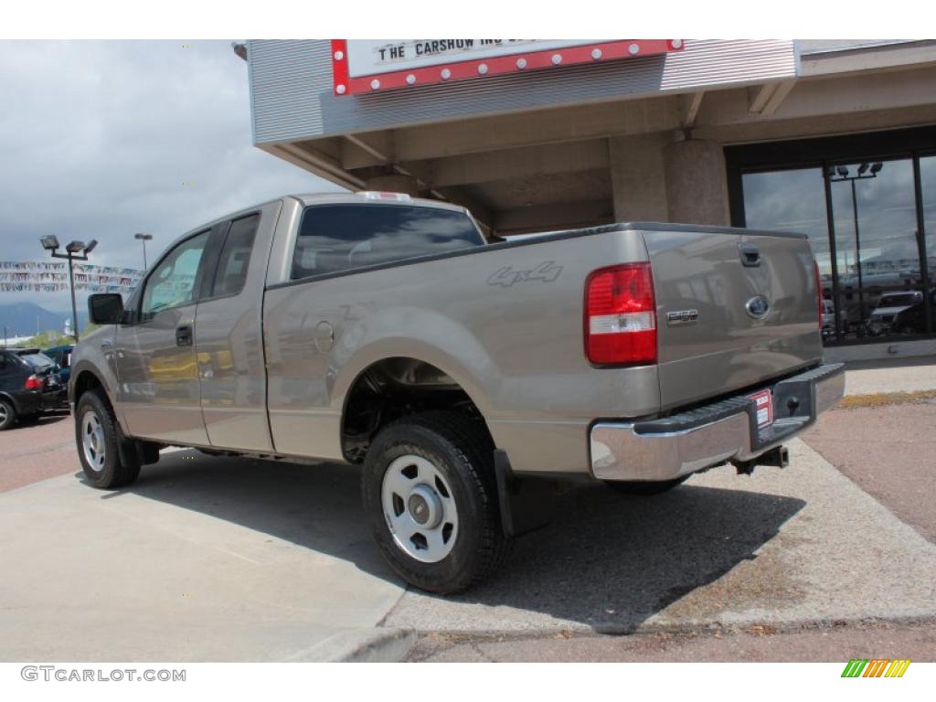 2004 F150 XLT SuperCab 4x4 - Arizona Beige Metallic / Tan photo #4