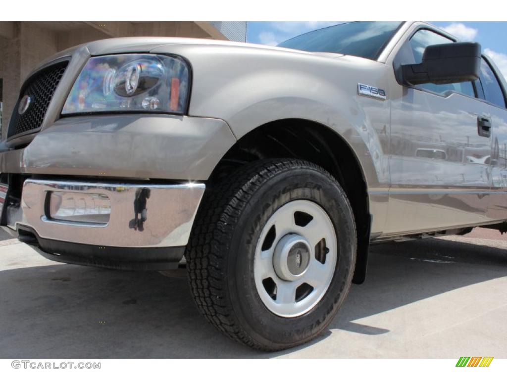 2004 F150 XLT SuperCab 4x4 - Arizona Beige Metallic / Tan photo #19