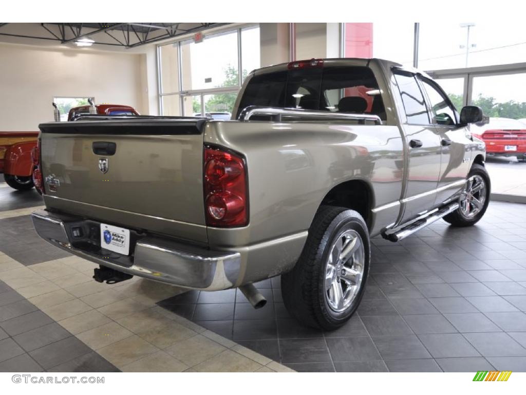 2008 Ram 1500 Big Horn Edition Quad Cab - Light Khaki Metallic / Khaki photo #7