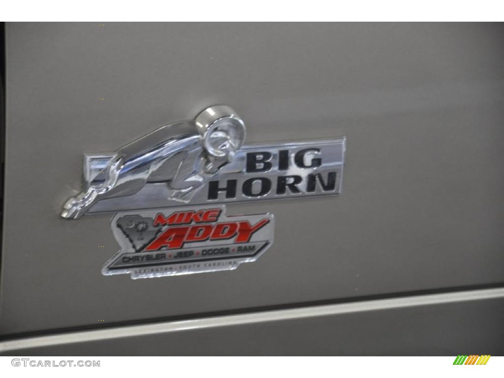 2008 Ram 1500 Big Horn Edition Quad Cab - Light Khaki Metallic / Khaki photo #9