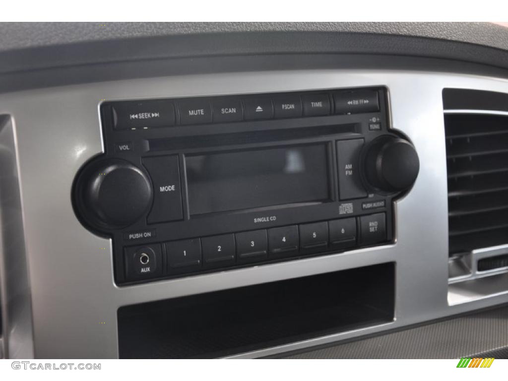 2008 Ram 1500 Big Horn Edition Quad Cab - Light Khaki Metallic / Khaki photo #15