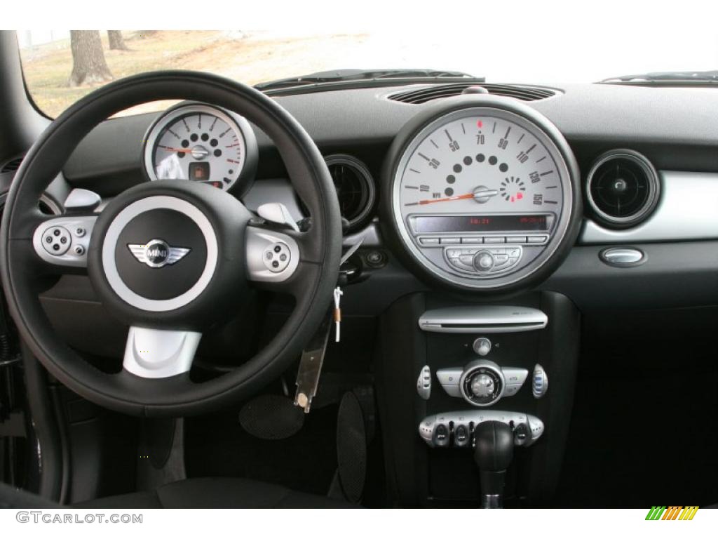 2008 Cooper Hardtop - Astro Black Metallic / Checkered Carbon Black/Black photo #5