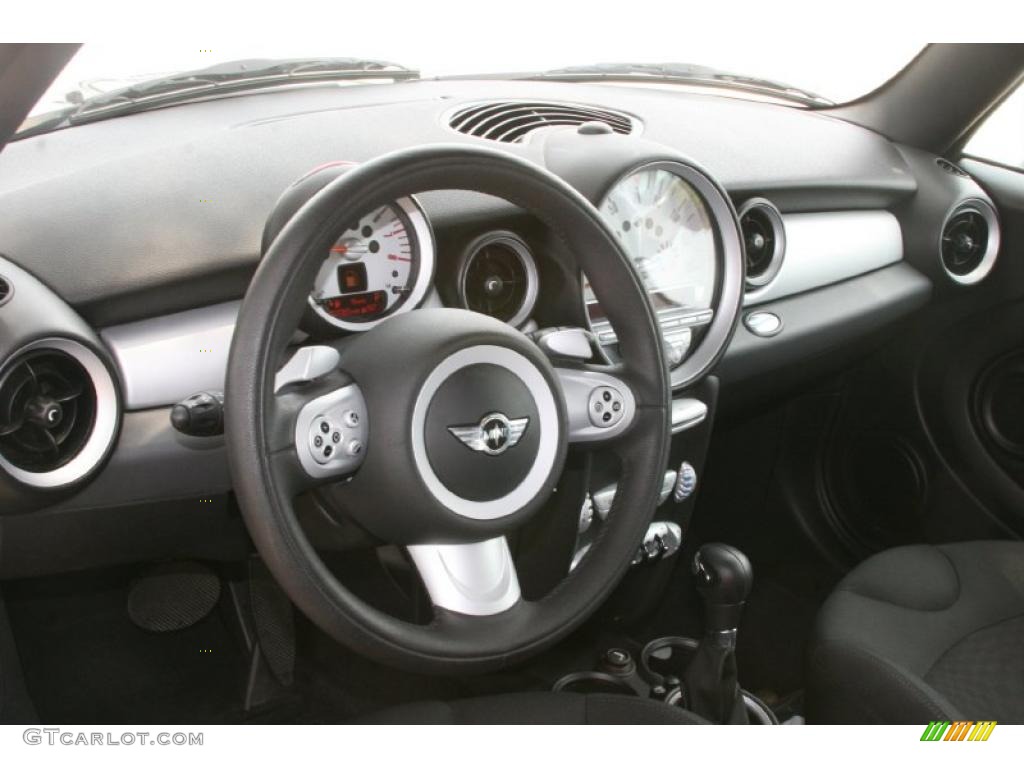 2008 Cooper Hardtop - Astro Black Metallic / Checkered Carbon Black/Black photo #10