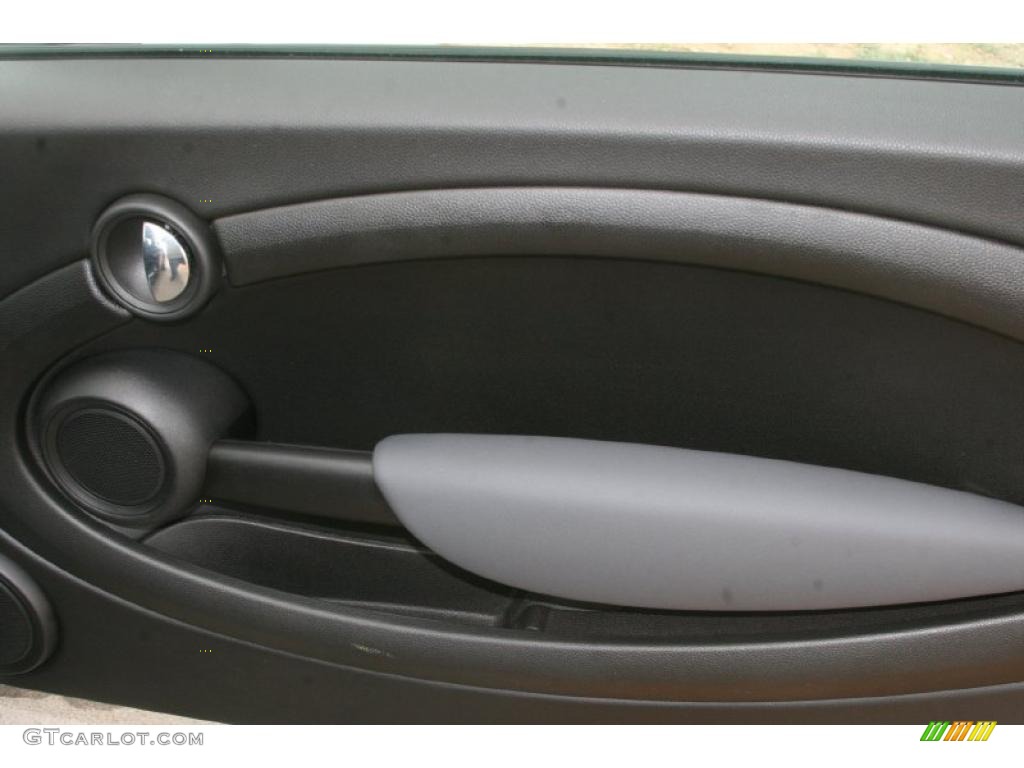 2008 Cooper Hardtop - Astro Black Metallic / Checkered Carbon Black/Black photo #27
