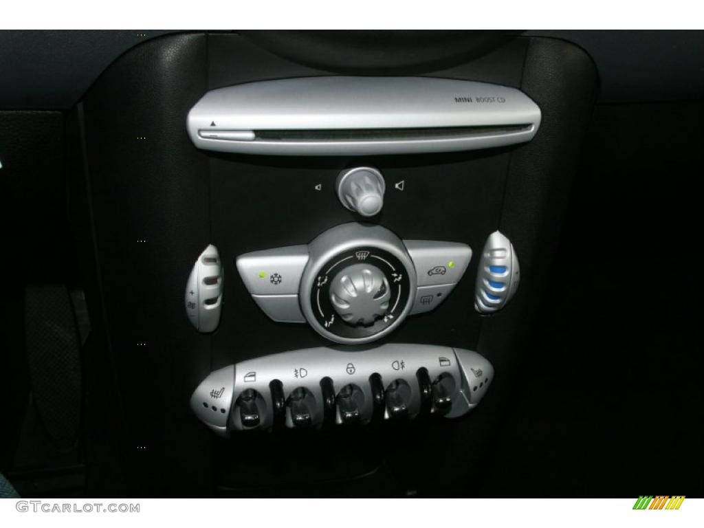 2008 Cooper Hardtop - Astro Black Metallic / Checkered Carbon Black/Black photo #31