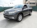 Magnetic Gray Metallic - Highlander V6 Photo No. 7