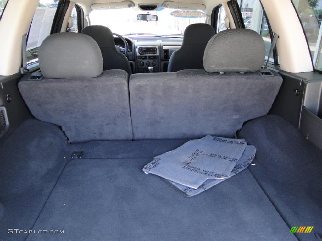 2004 Grand Cherokee Laredo - Bright Silver Metallic / Dark Slate Gray photo #31