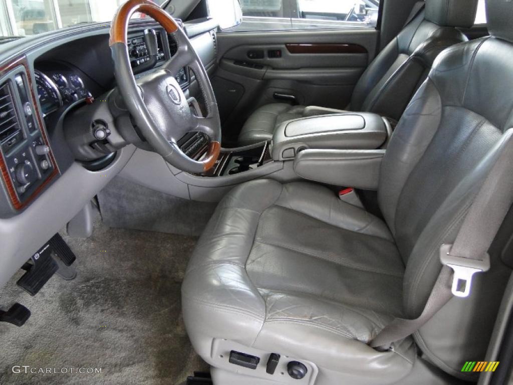 2002 Escalade AWD - Silver Sand / Pewter photo #12