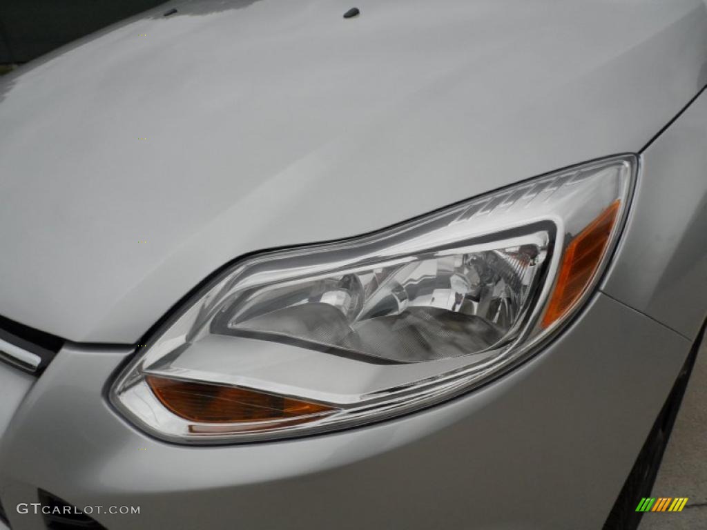 2012 Focus SE Sport 5-Door - Ingot Silver Metallic / Charcoal Black photo #10