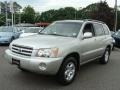 2002 Millennium Silver Metallic Toyota Highlander V6 4WD  photo #3