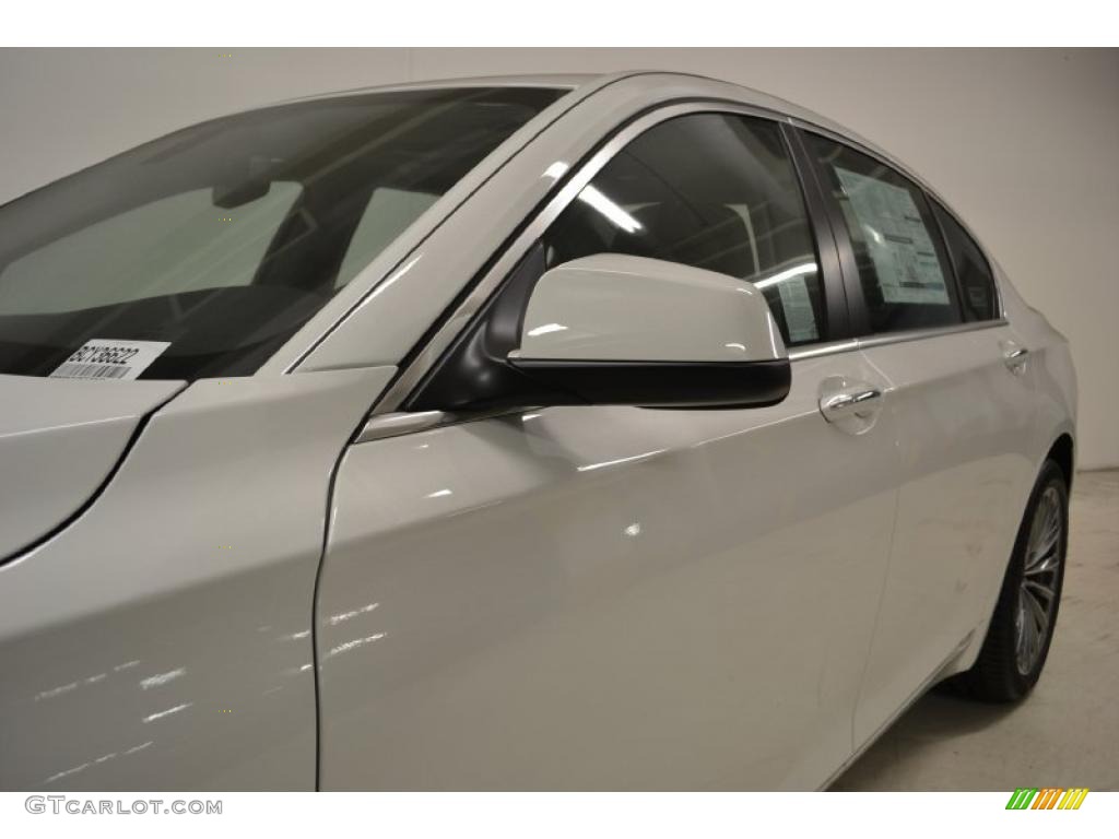 2011 7 Series 750i Sedan - Alpine White / Black photo #9