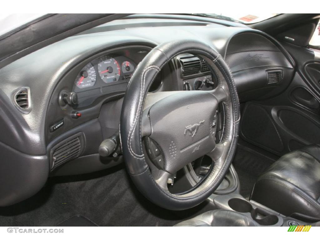 2000 Mustang GT Convertible - Silver Metallic / Dark Charcoal photo #10