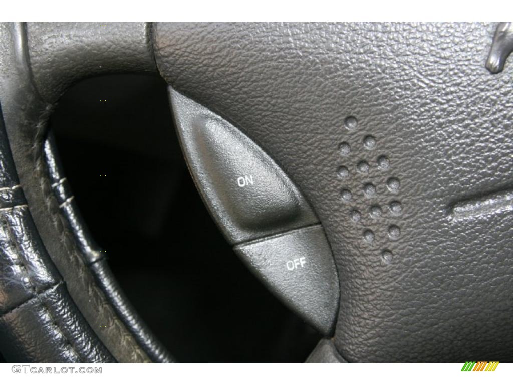 2000 Mustang GT Convertible - Silver Metallic / Dark Charcoal photo #32