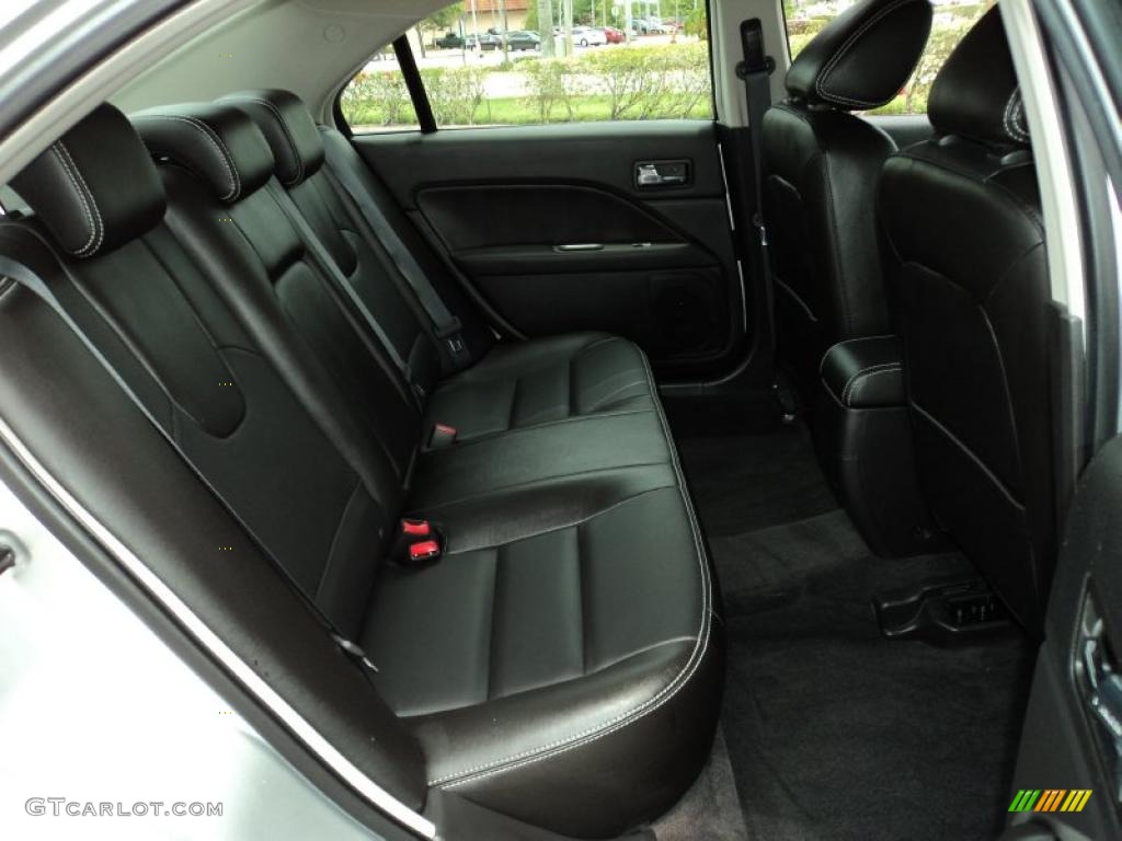2010 Fusion SEL - Brilliant Silver Metallic / Charcoal Black photo #22