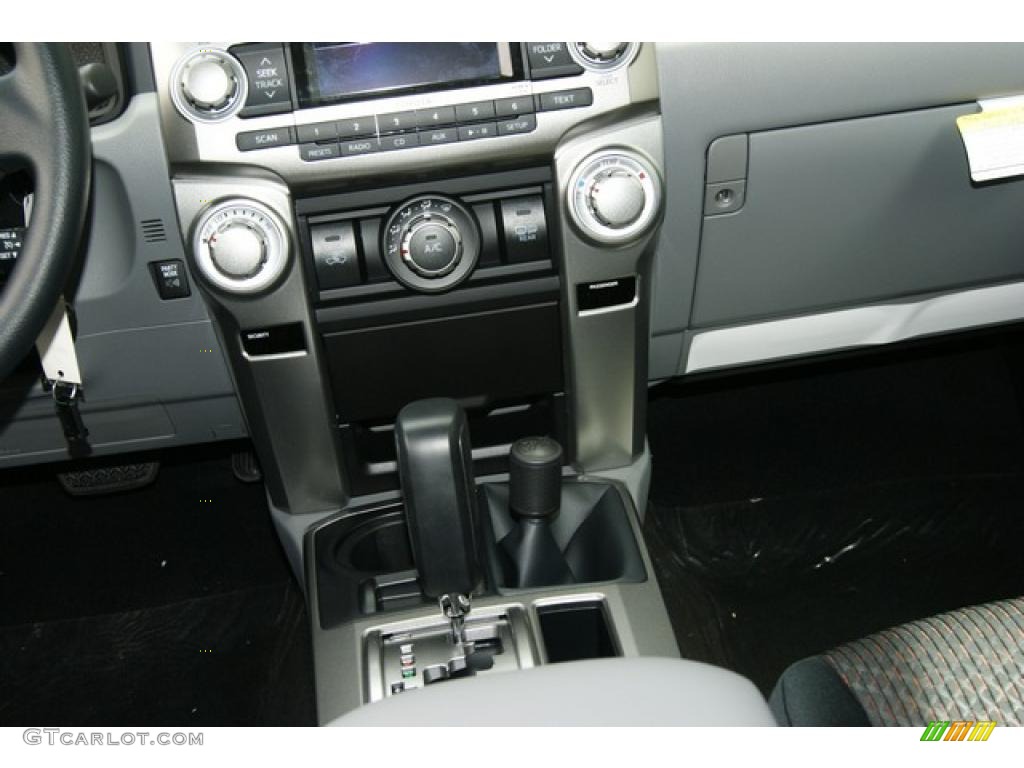 2011 4Runner SR5 4x4 - Salsa Red Pearl / Graphite photo #13