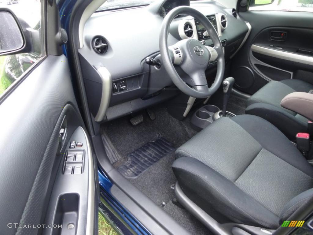 2006 Scion xA Standard xA Model interior Photo #49708588