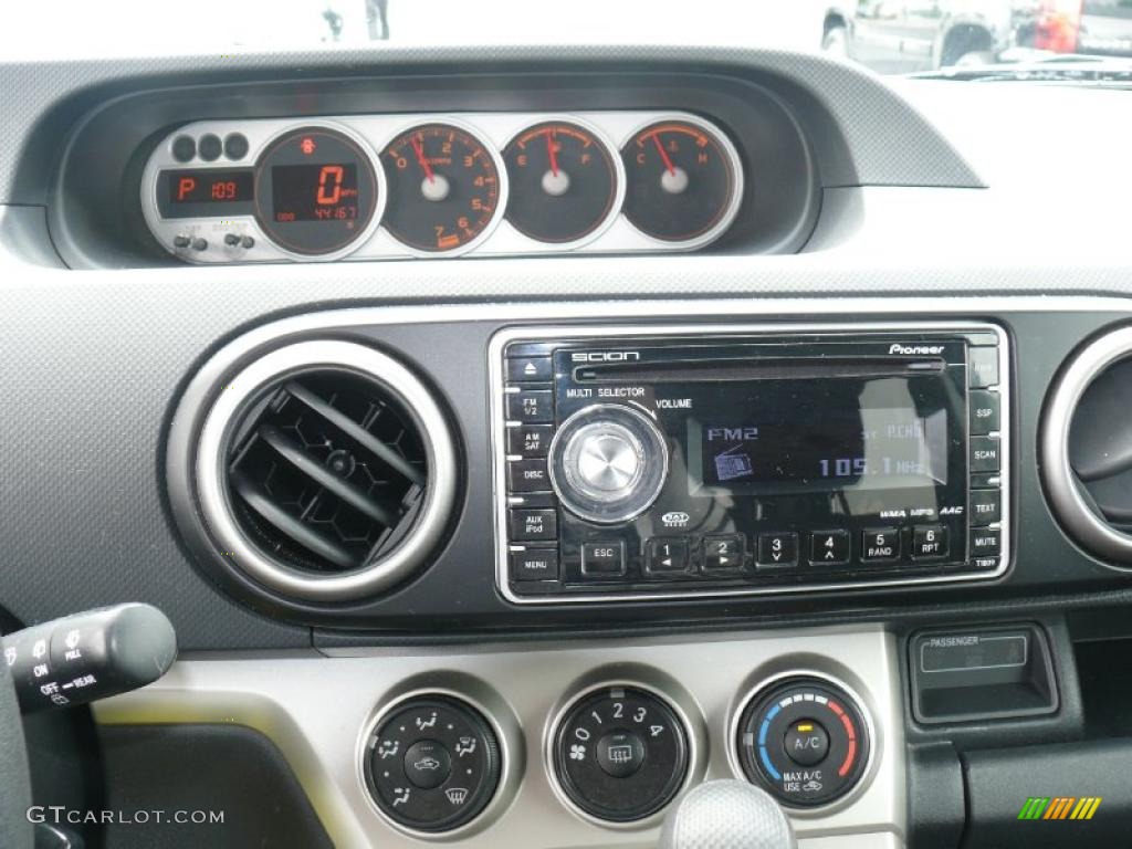 2008 Scion xB Standard xB Model Gauges Photo #49710211