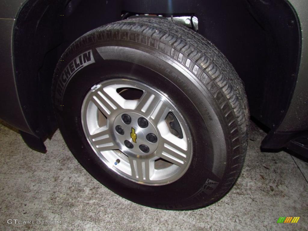 2008 Chevrolet Avalanche LS Wheel Photo #49711228