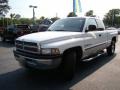 2001 Bright White Dodge Ram 1500 SLT Club Cab  photo #32