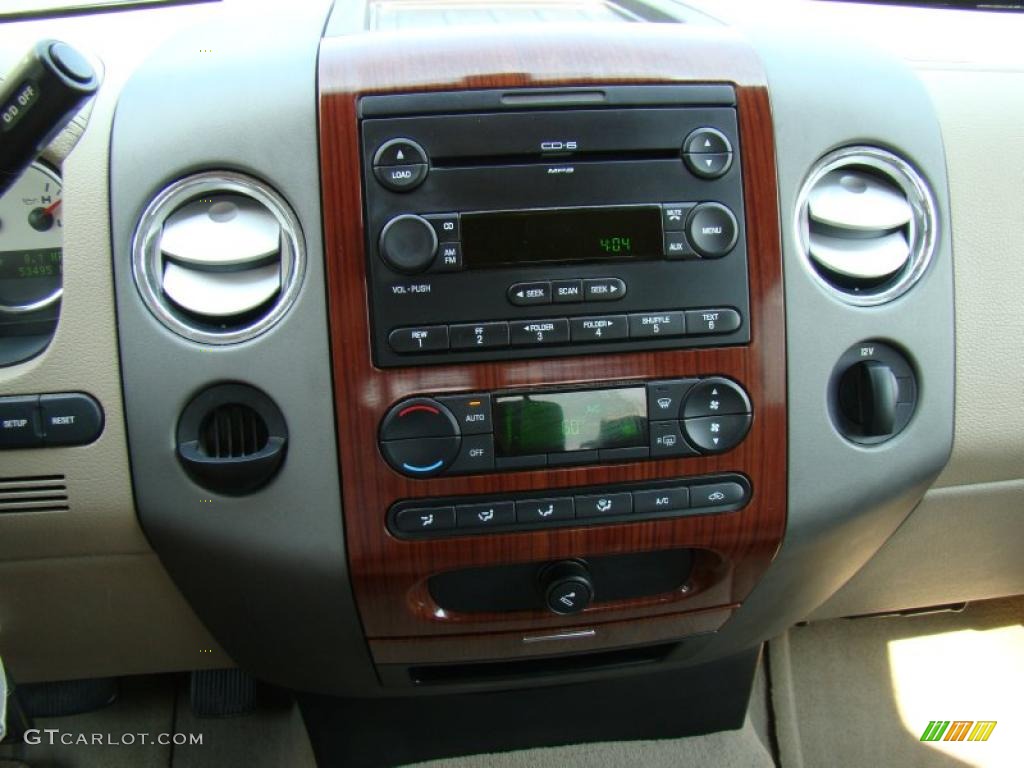 2005 F150 Lariat SuperCrew - Medium Wedgewood Blue Metallic / Tan photo #20