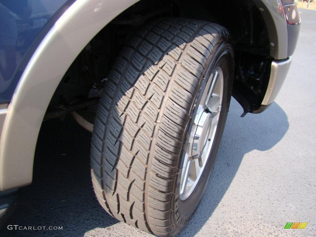 2005 F150 Lariat SuperCrew - Medium Wedgewood Blue Metallic / Tan photo #30