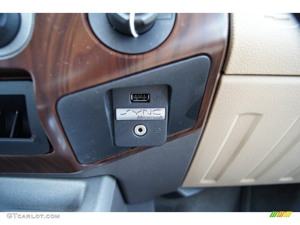 2011 F250 Super Duty Lariat Crew Cab 4x4 - Vermillion Red / Adobe Two Tone Leather photo #36
