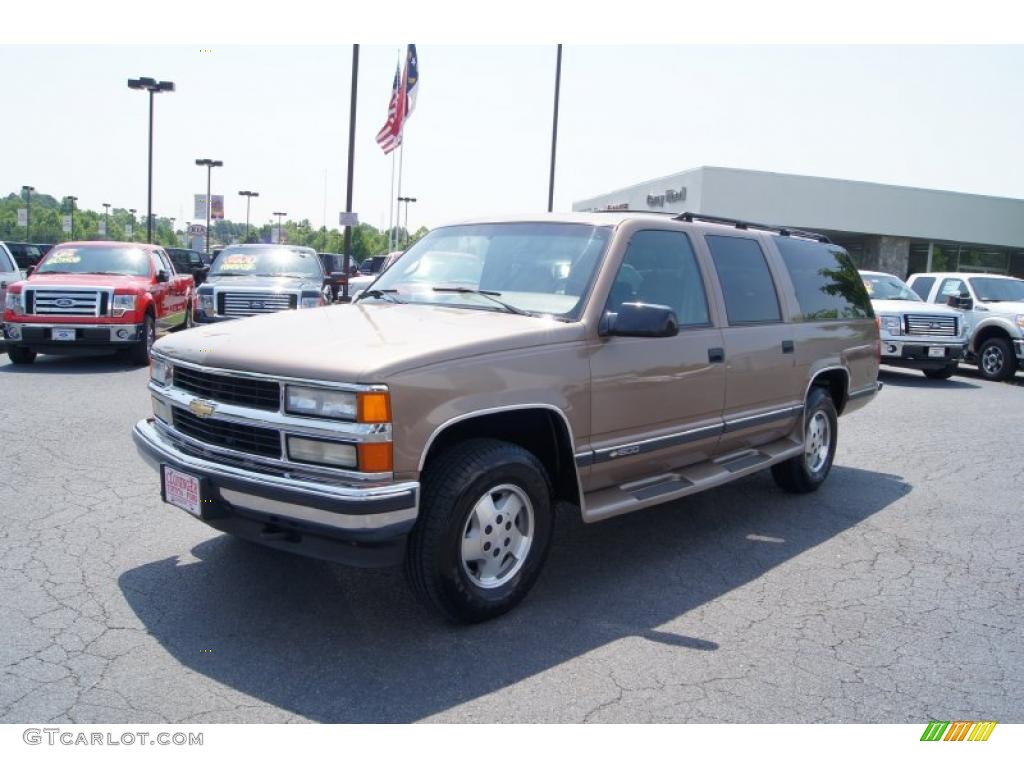1995 Suburban K1500 LT 4x4 - Light Autumnwood Metallic / Beige photo #6