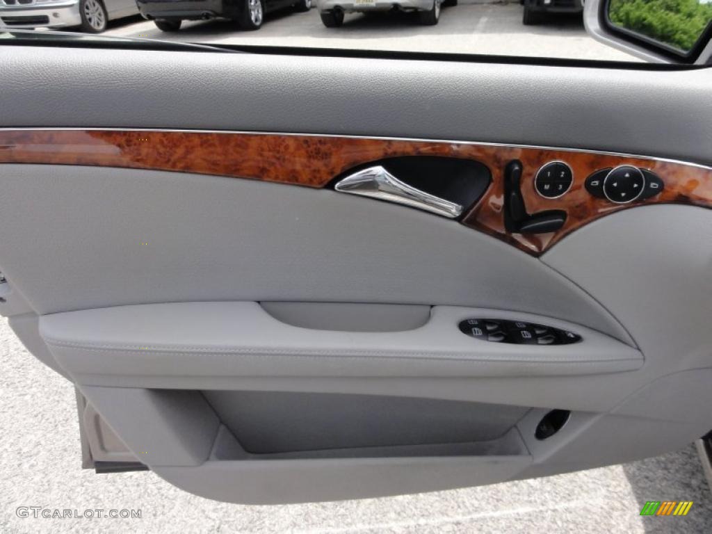 2005 Mercedes-Benz E 320 CDI Sedan Ash Door Panel Photo #49719556