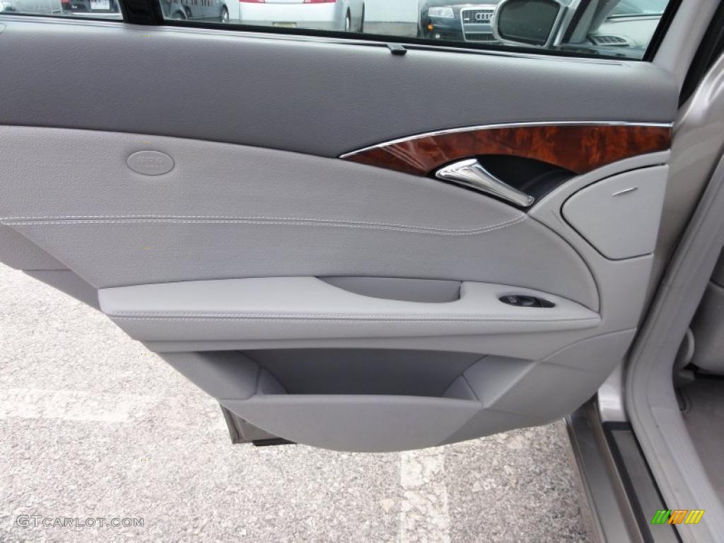 2005 Mercedes-Benz E 320 CDI Sedan Ash Door Panel Photo #49719793