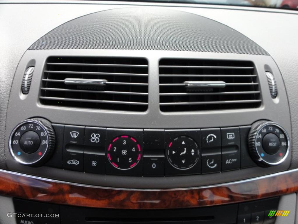 2005 Mercedes-Benz E 320 CDI Sedan Controls Photo #49720030