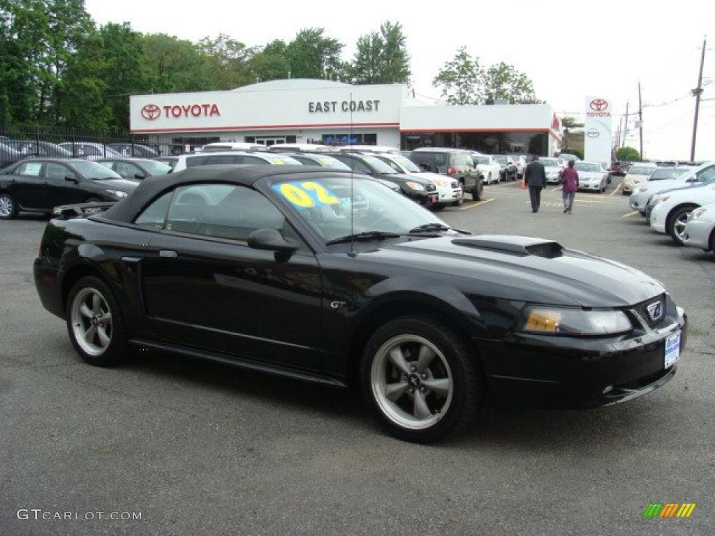 2002 Mustang GT Convertible - Black / Dark Charcoal photo #2