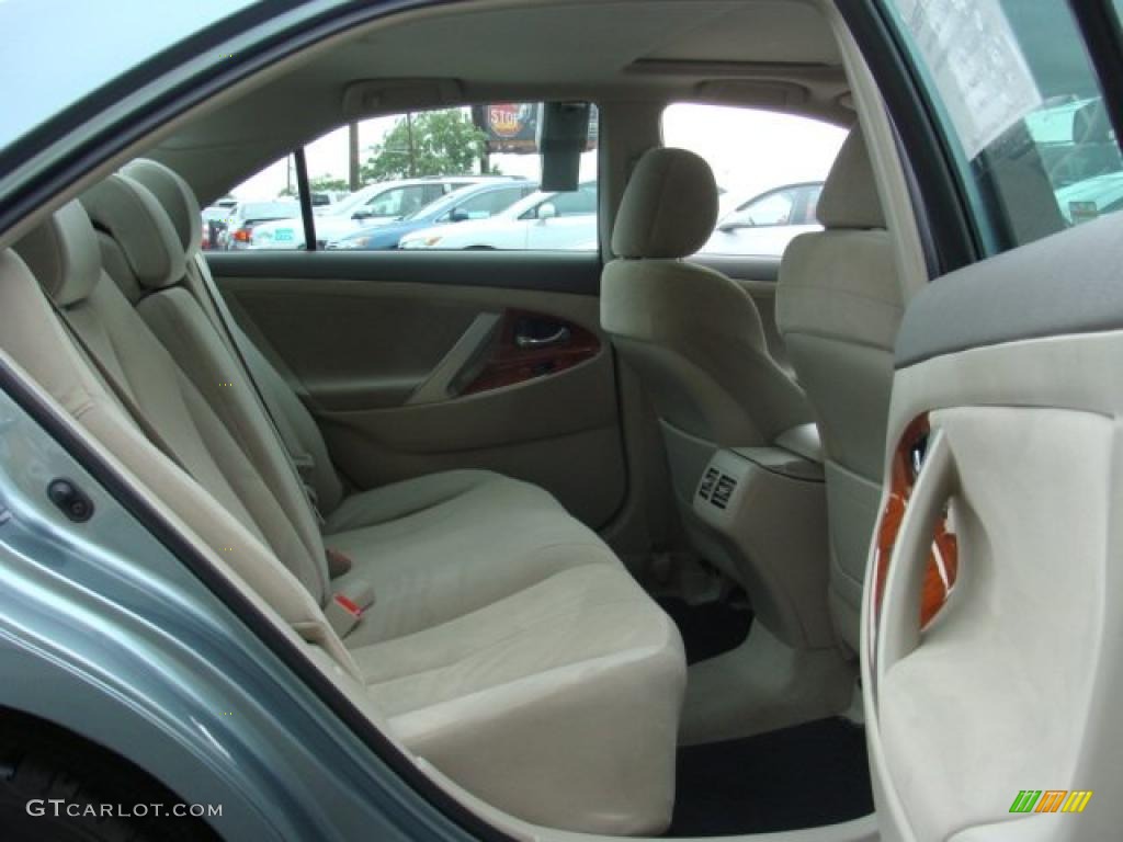 2009 Camry XLE - Aloe Green Metallic / Bisque photo #12