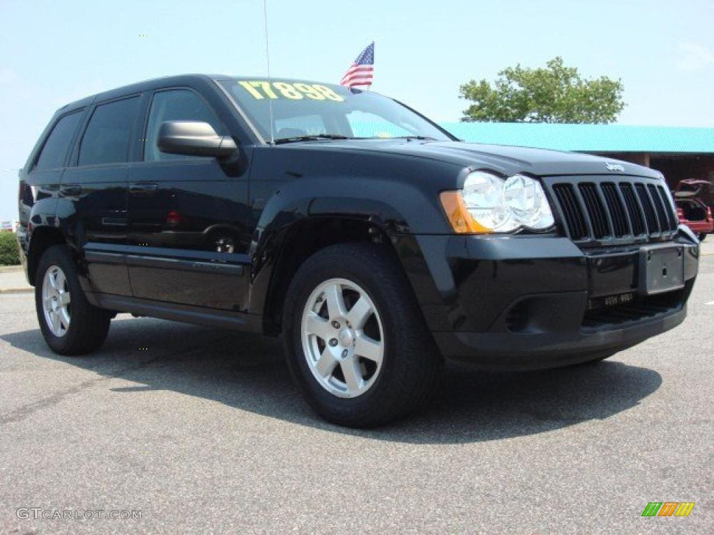 Black Jeep Grand Cherokee