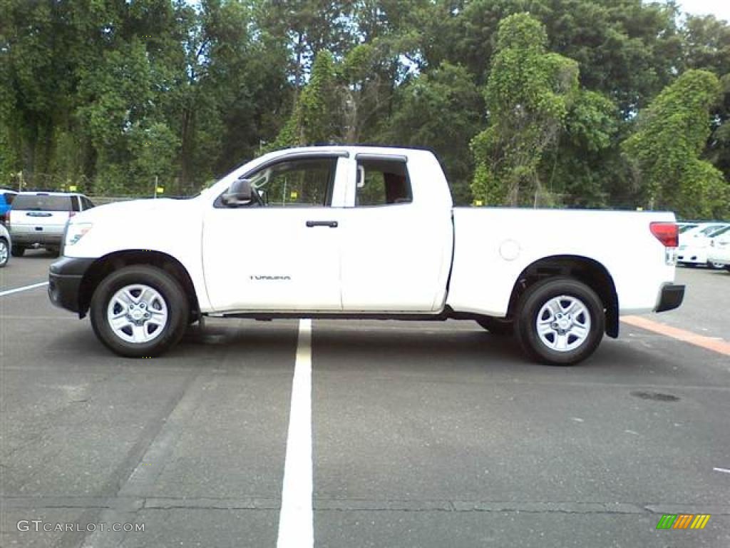 2011 Tundra Double Cab - Super White / Graphite Gray photo #18