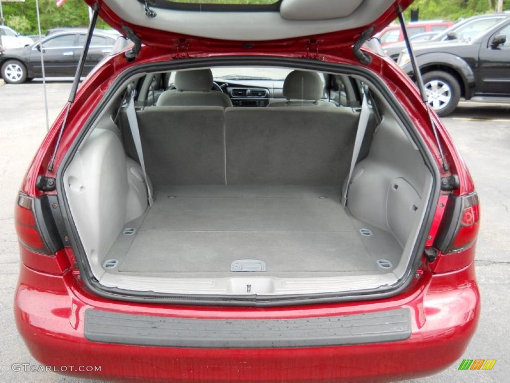 2002 Ford Taurus SE Wagon Trunk Photo #49723426