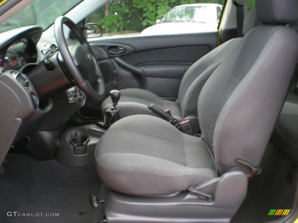 Dark Charcoal Interior 2003 Ford Focus ZX3 Coupe Photo #49723606