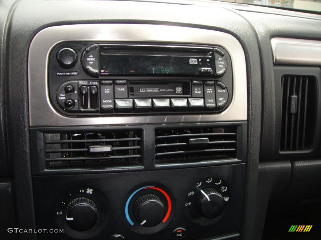 2002 Grand Cherokee Laredo 4x4 - Graphite Metallic / Dark Slate Gray photo #11