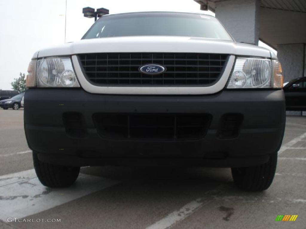 2003 Explorer XLS 4x4 - Oxford White / Graphite Grey photo #8