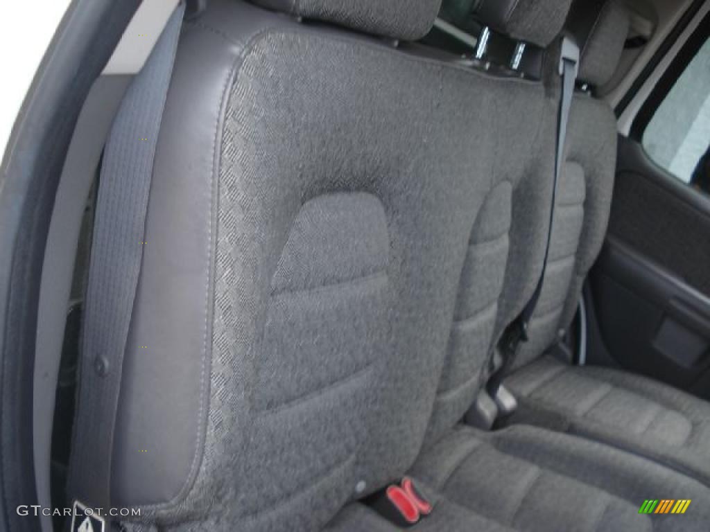 2003 Explorer XLS 4x4 - Oxford White / Graphite Grey photo #14