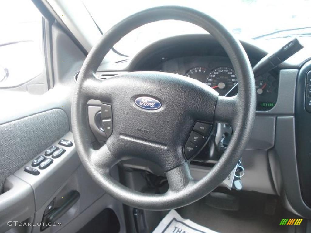 2003 Explorer XLS 4x4 - Oxford White / Graphite Grey photo #24