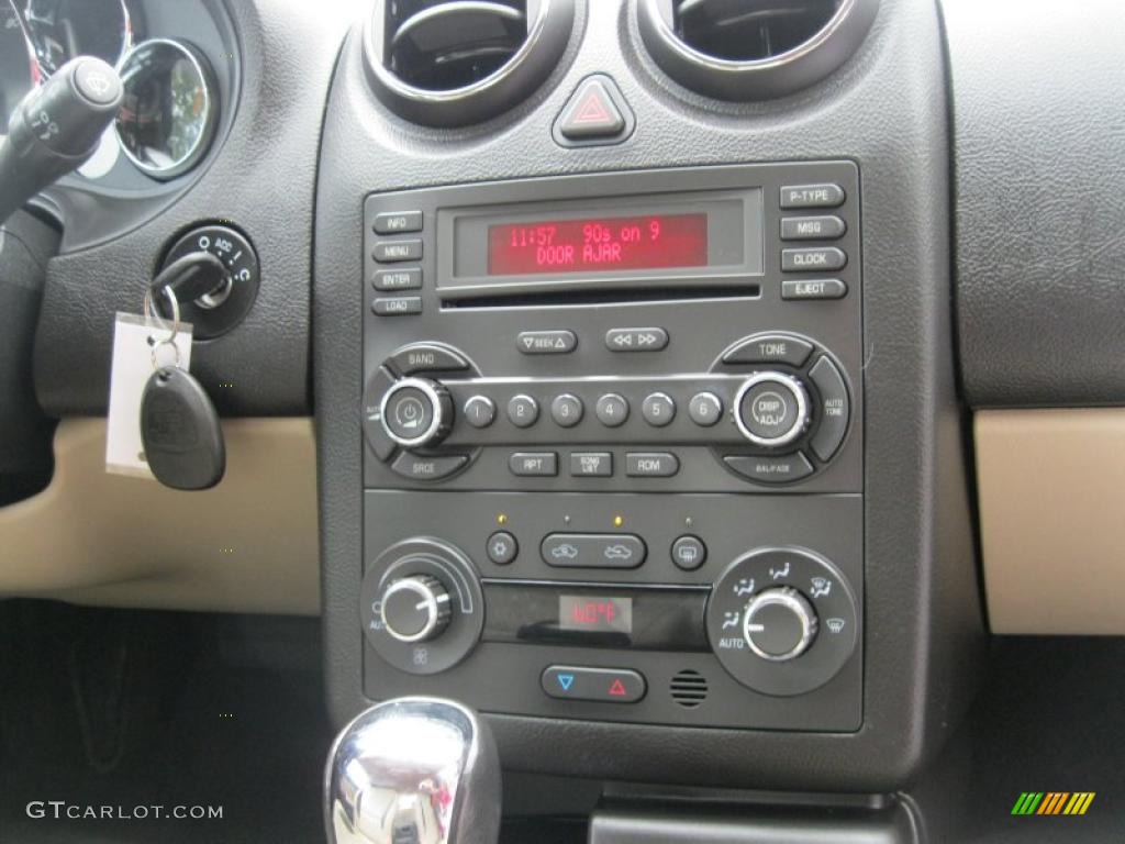 2006 Pontiac G6 GTP Coupe Controls Photo #49726807