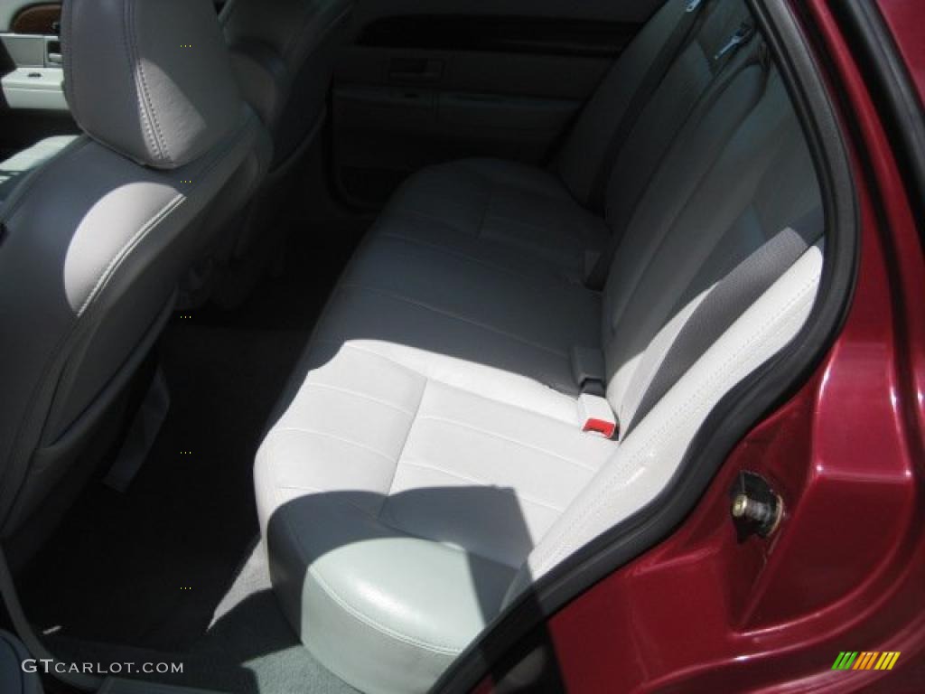 2004 Grand Marquis LS Ultimate Edition - Dark Toreador Red Metallic / Light Flint photo #3