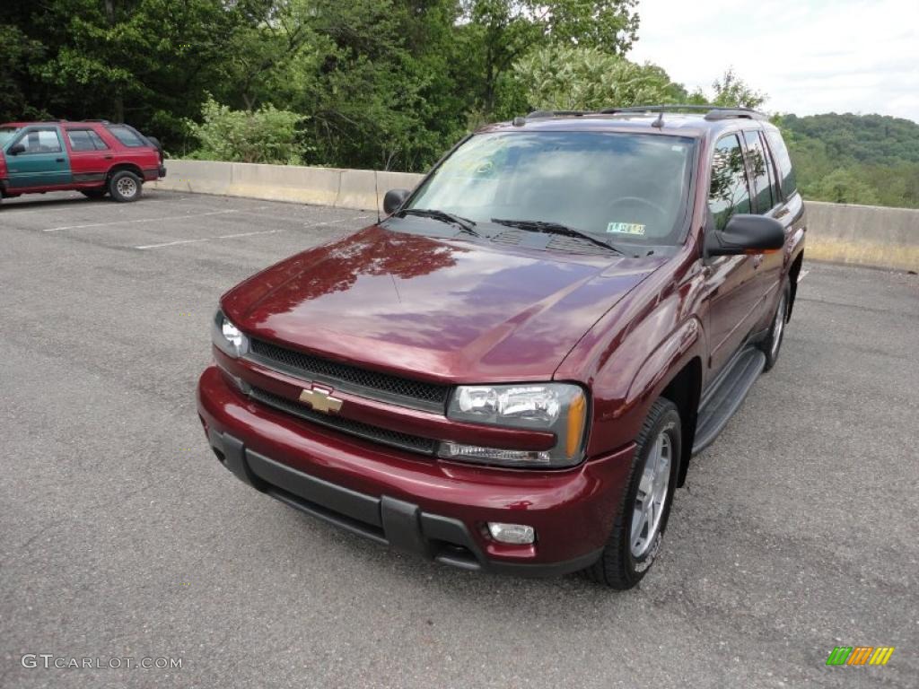 2005 TrailBlazer LT 4x4 - Majestic Red Metallic / Ebony photo #1